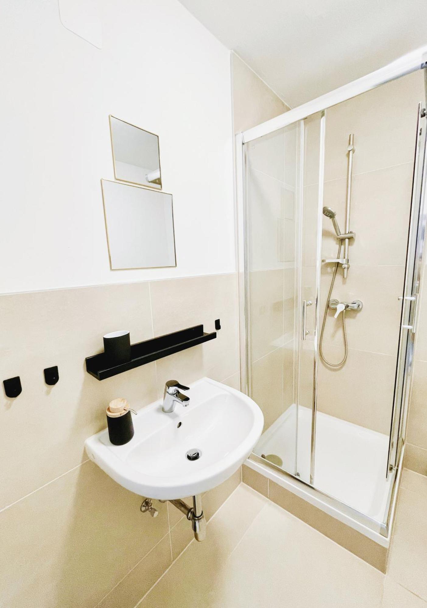Apartment Contactless Self-check-in - Stayhere Studio 12 *
