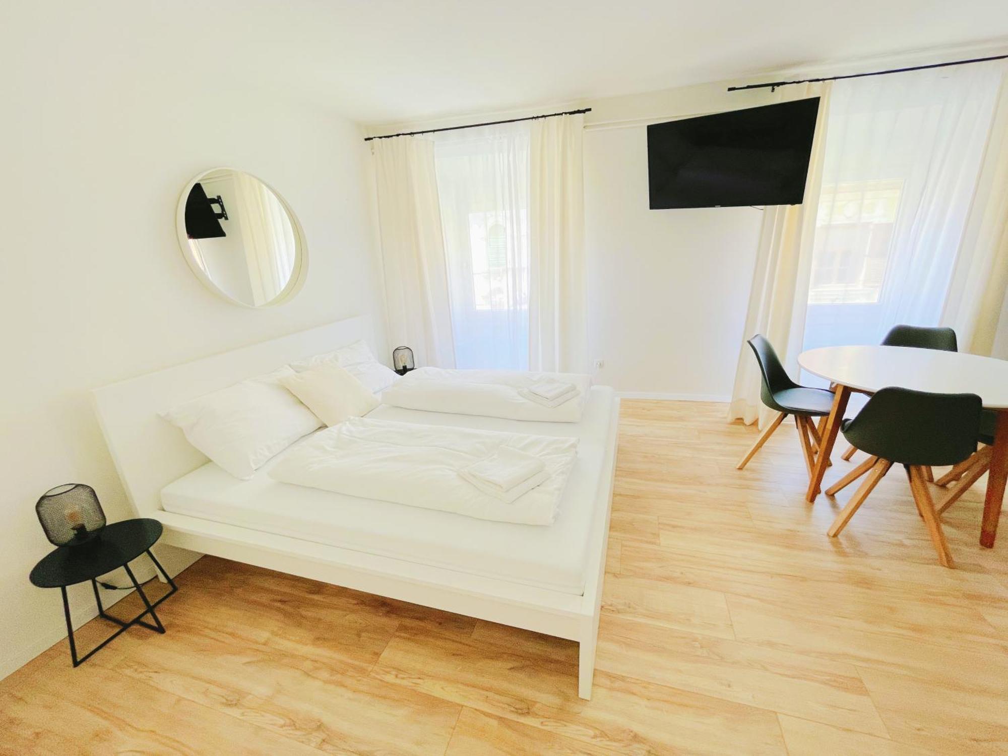 Contactless Self-check-in - Stayhere Studio 12 Apartment *